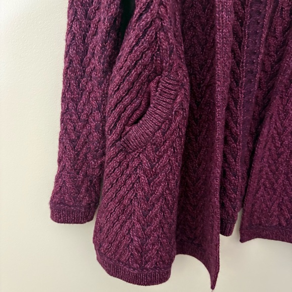 Aran Crafts 100% Merino Wool Open Front Knit Cardigan with Hood Size L Mulberry - Picture 4 of 8